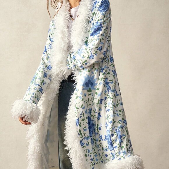 Boho Blues Women's Floral Print faux fur Fringe Trim Jacket - Picture 6 of 9